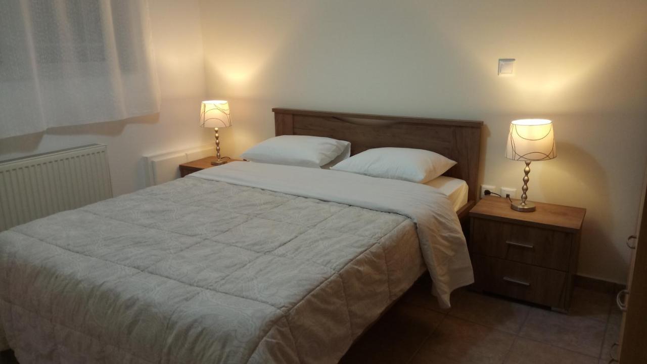 Overnight Athens Airport And Raphina Port Apartment Artemida  Exterior foto